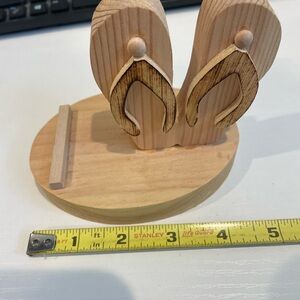 NEW HAND MADE WOOD FLIP FLOP PLACE CARD BUSINESS CARD CELL PHONE DISPLAY HOLDER